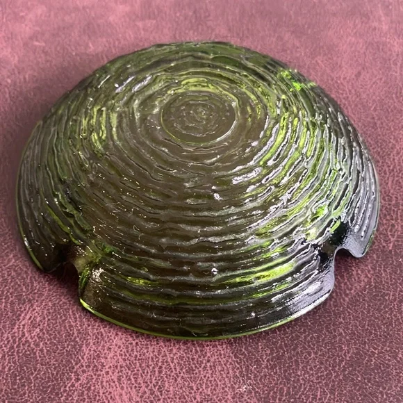 Vintage Anchor Hocking Soreno Green Glass Ashtray - Picture 2 of 9